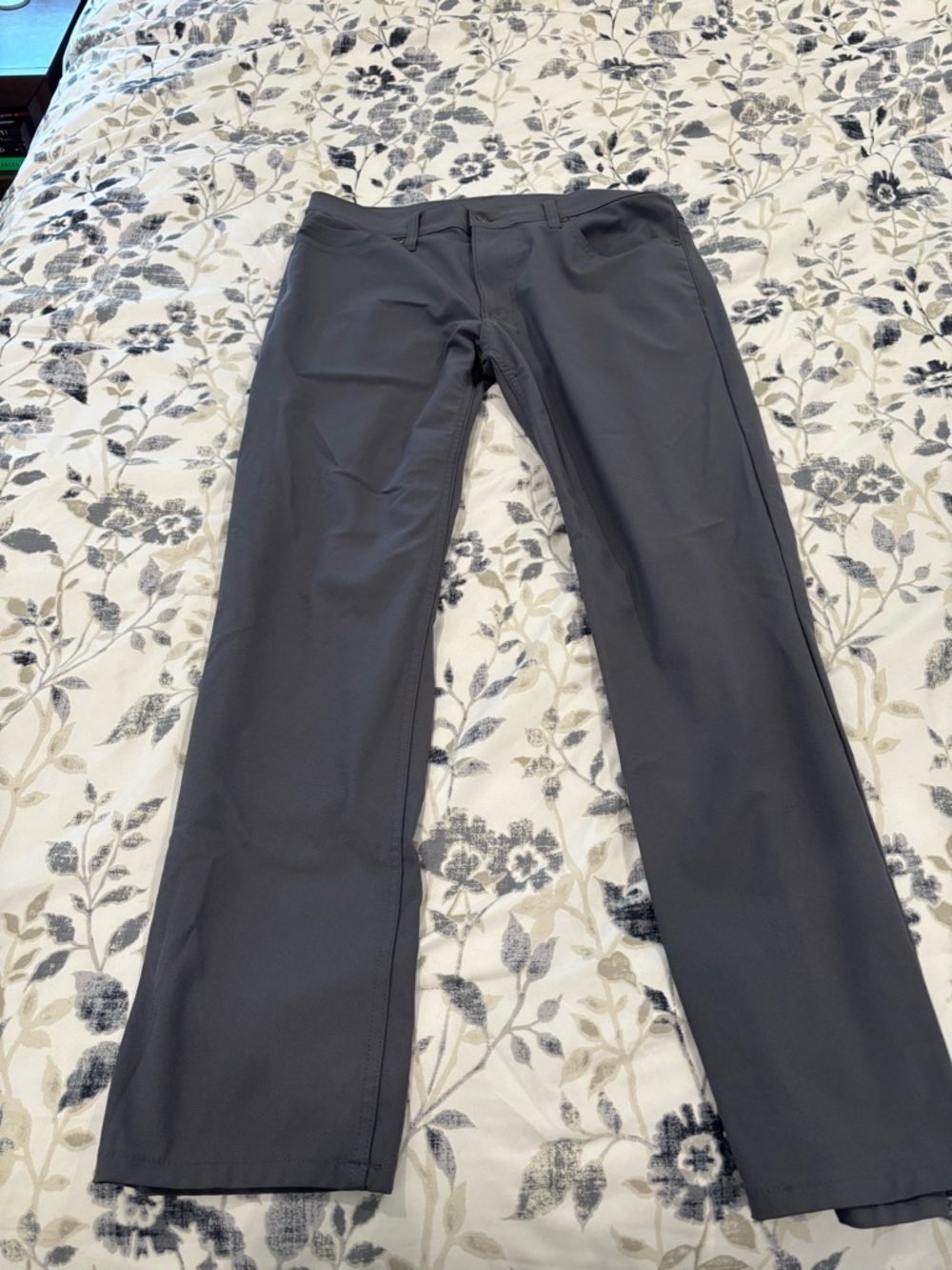 Levi Men's Dark Gray Dress Pants